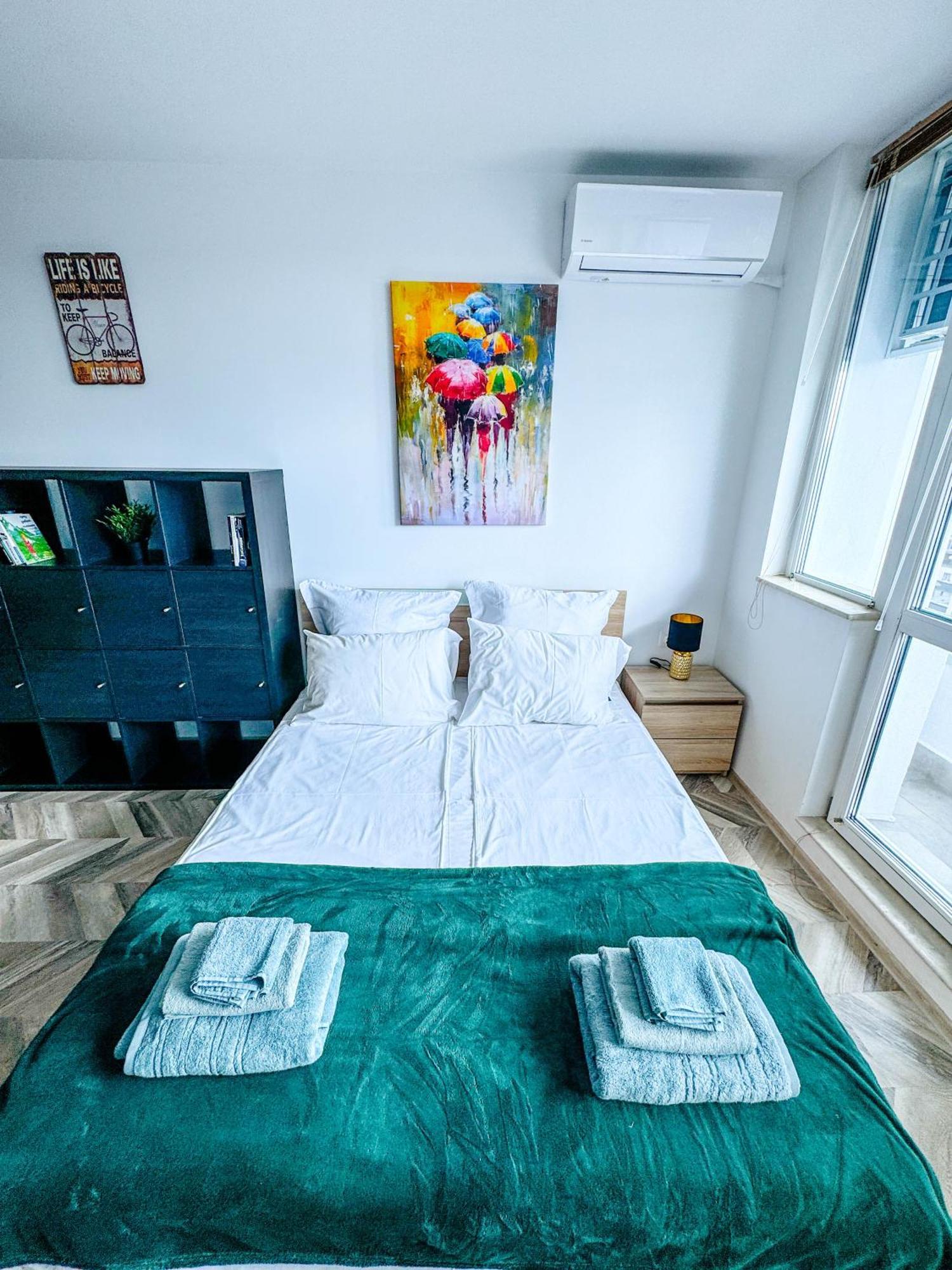 Apartament View *
